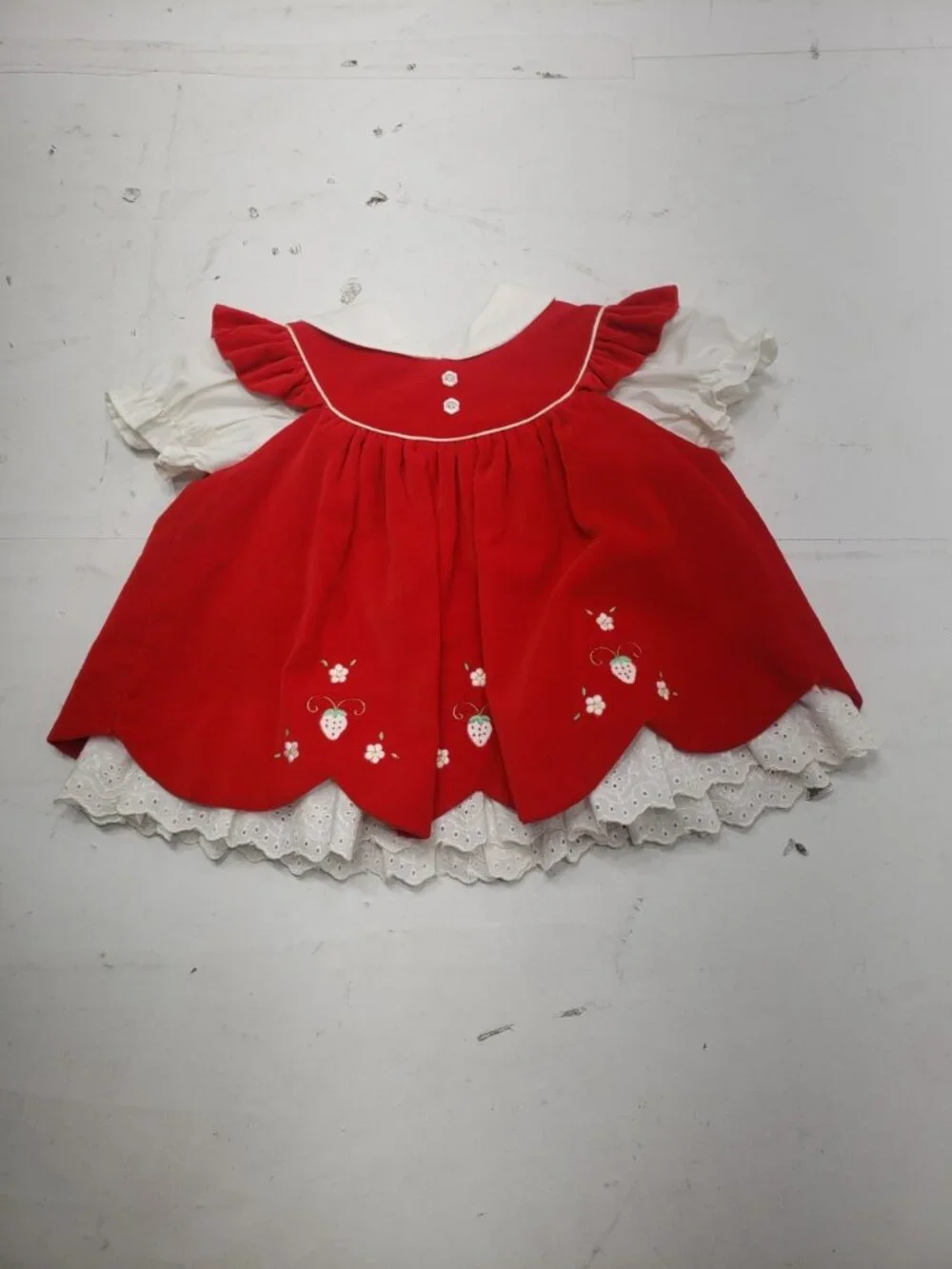 Vintage 1980s Baby Girl Red Velvet Christmas Dress 6-9M Strawberry Embroidery